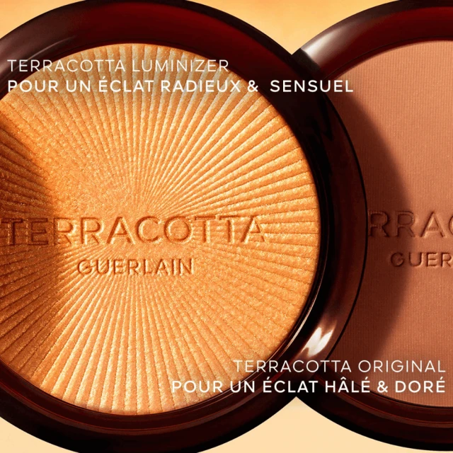 Guerlain - Terracotta Luminizer La Poudre Enlumineur - 96% D'ingrédients D'origine Naturelle Éclat Scintillant & Doré – Image 7